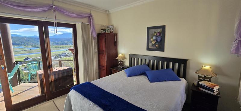 4 Bedroom Property for Sale in Southern Cross Western Cape